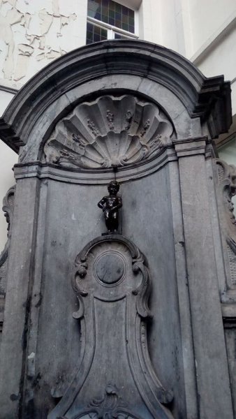 Manneken pis